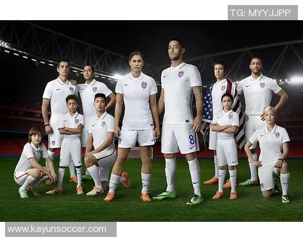 旧将回忆初到米兰时的穿着差异与队友的时尚对比