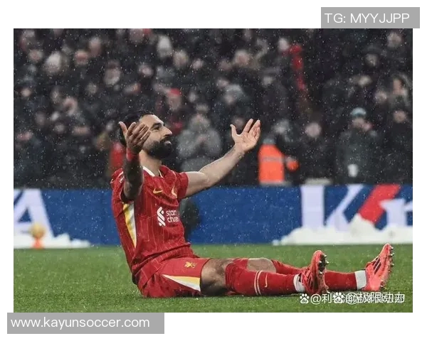 曼联恢复训练双红会首发缺席替补球员积极参与备战 曼联恢复训练双红会首发缺席替补球员积极参与备战