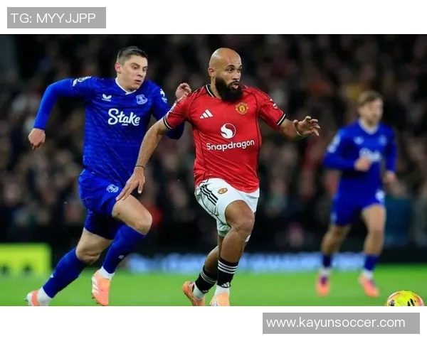 罗马加速引进齐尔克泽曼联标价3500万欧元引关注