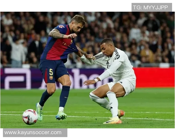 姆巴佩本赛季状态火热16场比赛打入19球助攻4次仅对阵马洛卡和尤文未能破门