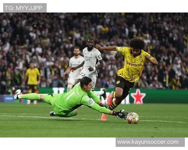 曼联对多特边锋阿德耶米表现出兴趣球探主管与其关系密切