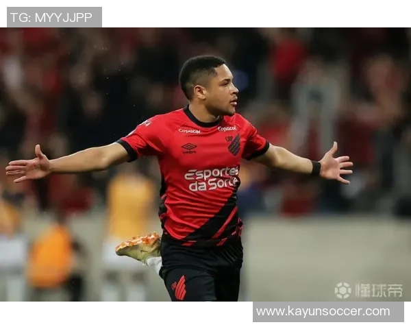 巴媒报道罗克因发布恐同言论被起诉或面临5到10场禁赛处罚