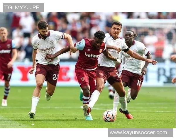 库杜斯本赛季五大联赛过人次数领跑英超对抗成功率最高