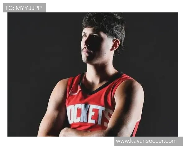 谢泼德赛季三分命中率超45且抢断率超3成就历史仅库里曾达成